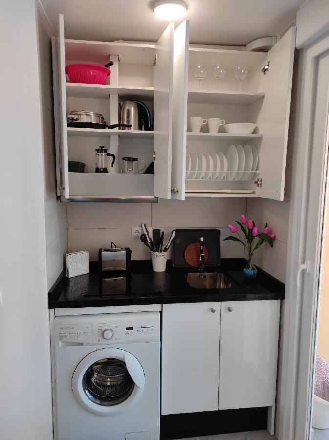 Estudio Recien Reformado En Primera Linea De Playa Apartment เบนัลมาเดนา ภายนอก รูปภาพ